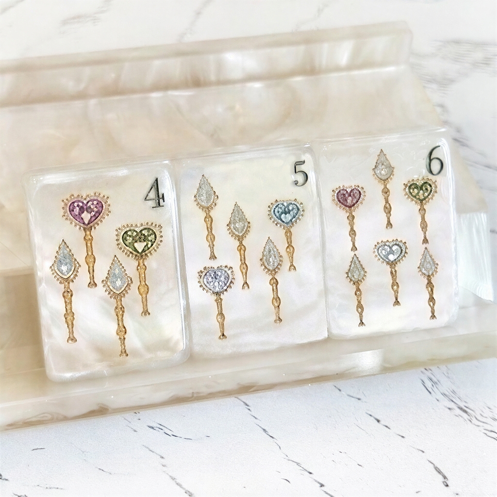 Heirloom Collection Crown Jewel acrylic mahjong tile set, pearly royal finish